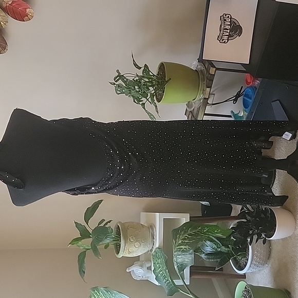 Deb Asymmetrical Hem Black Dress Women's 2X Halter Tiered Midi Dress - Picture 6 of 7